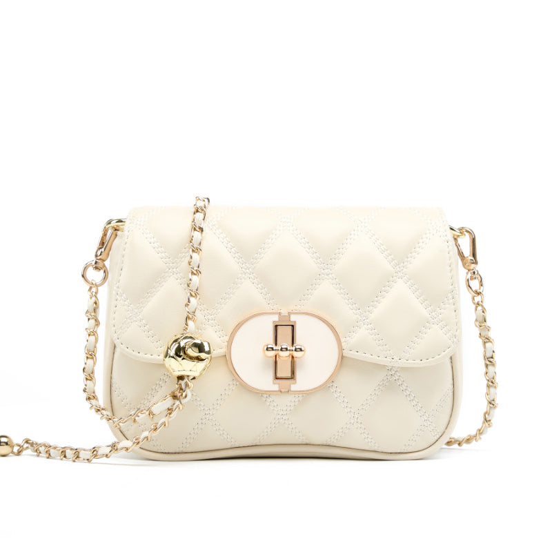 Valersia Chic Allure Crossbody | Quilted shoulder bag with chain and oval clasp