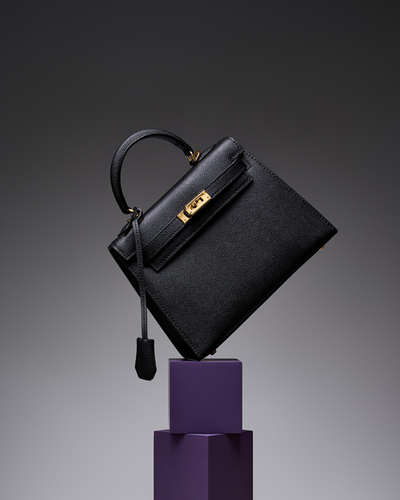 Valersia Classic Allure genuine leather bag | Elegance with gold accessories