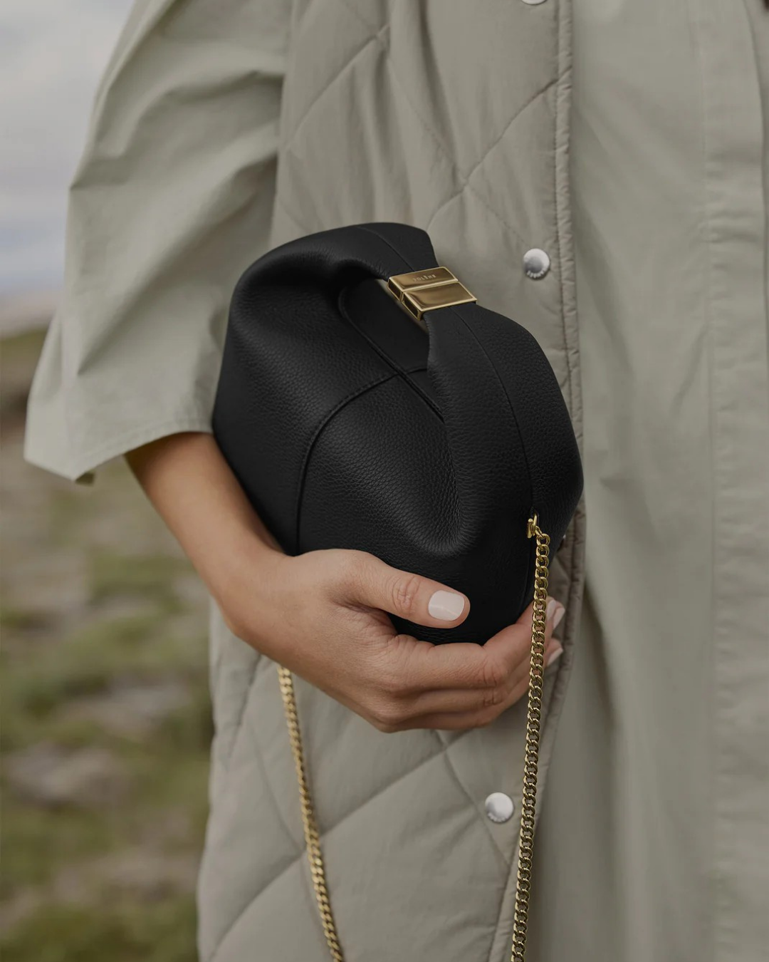 Valersia Poléne Bren Leather Bag | Elegant and Functional Everyday Accessory