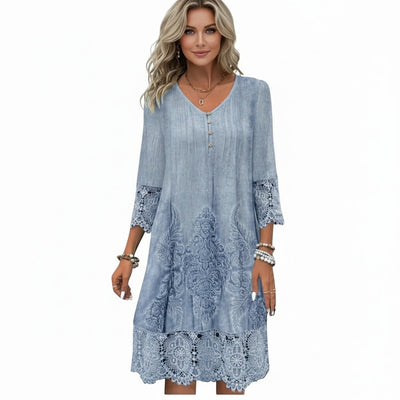 Desi | Flattering Lace Dress