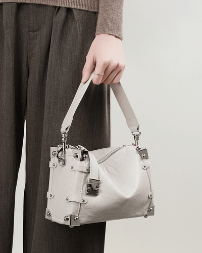 Valersia Silvery Edge wrinkled leather bag | Elegant and original design