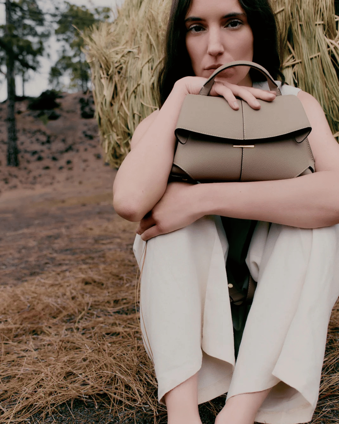 Valersia Handbag and Shoulder Bag with Flap Polène Mokki Belle | Elegant and Versatile