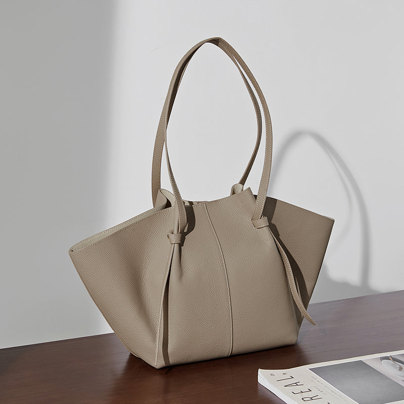 Valersia Glamour Jour Tote | Spacious design, everyday luxury elegance