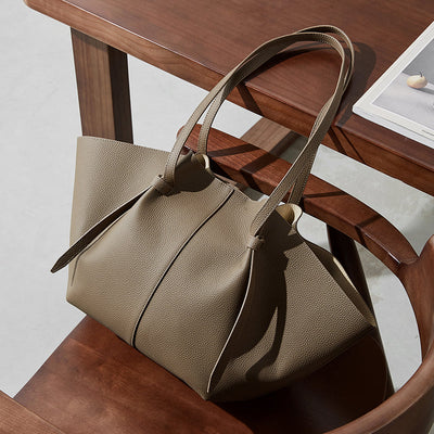 Valersia Glamour Jour Tote | Spacious design, everyday luxury elegance