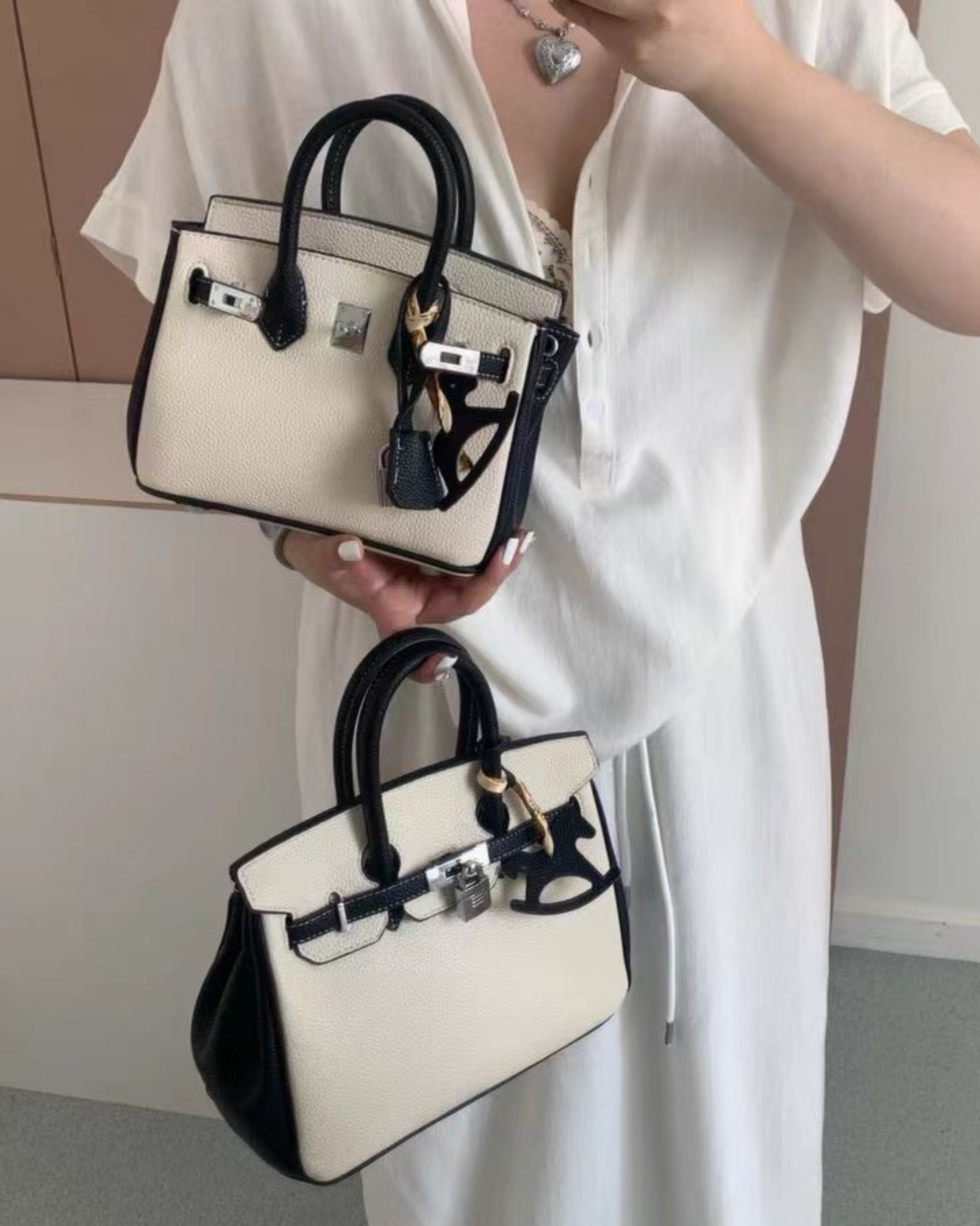 Aura Double leather bag | Modern and elegant design