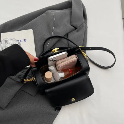 Valersia Handbag and shoulder bag with minimalist retro buckle | Elegant and versatile design