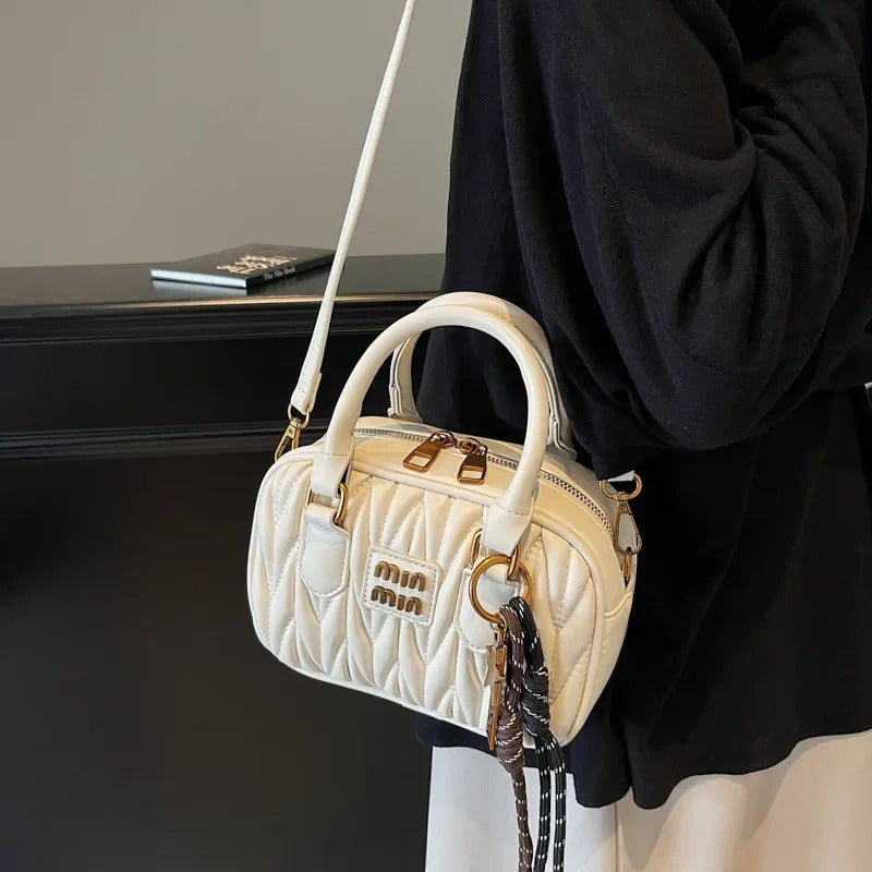 Valersia Mio Matelassé Napa leather bag | The iconic accessory for the modern woman