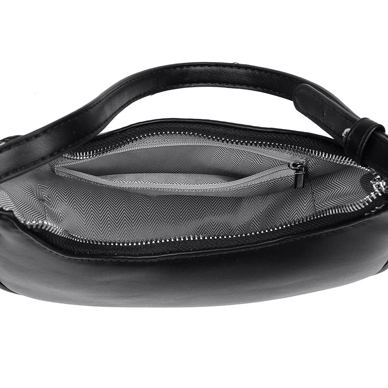 Valersia Half-moon shaped leather bag | Modern design with adjustable shoulder strap